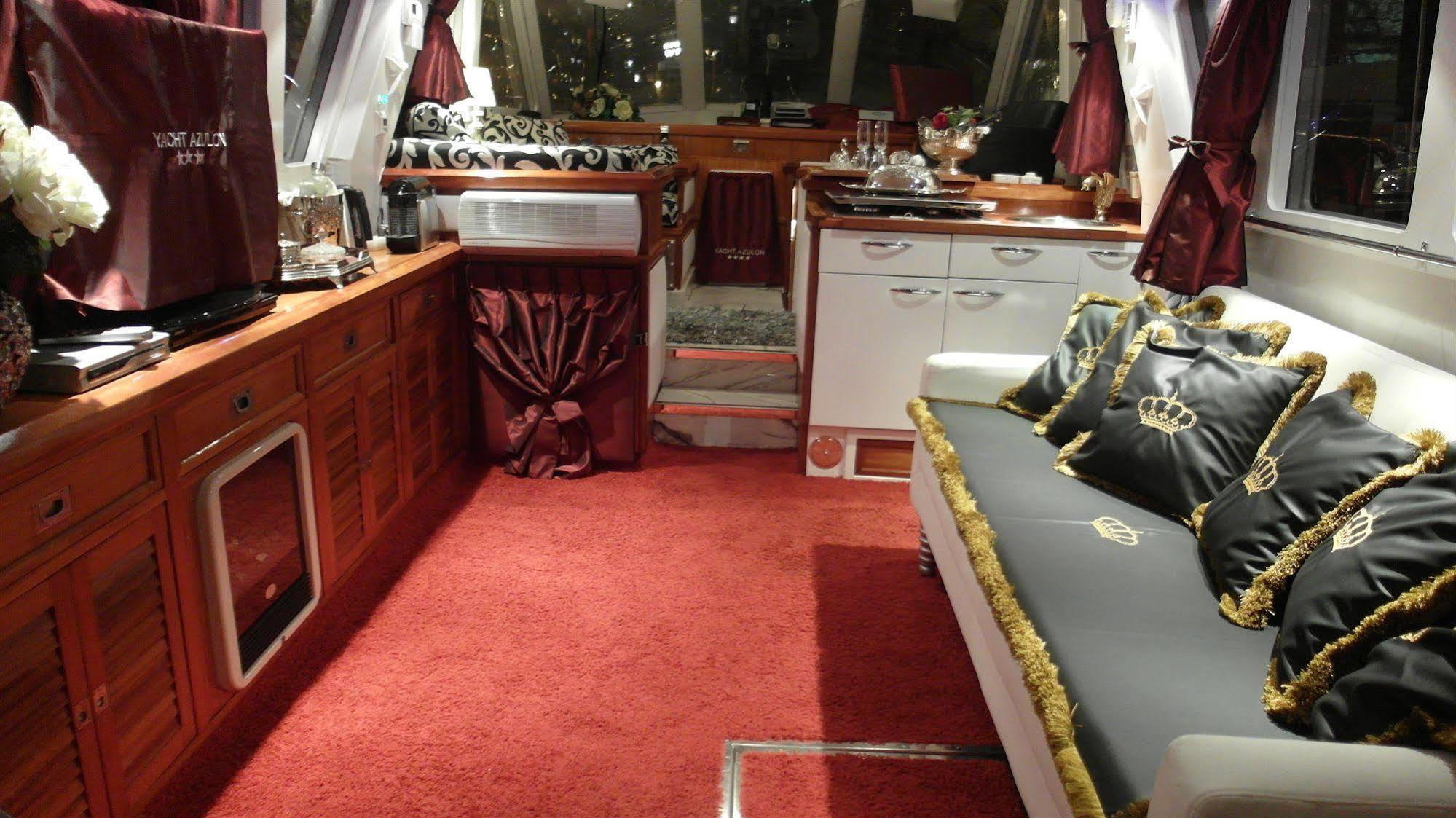 Maria Callas Yachthotel Ротердам Екстериор снимка