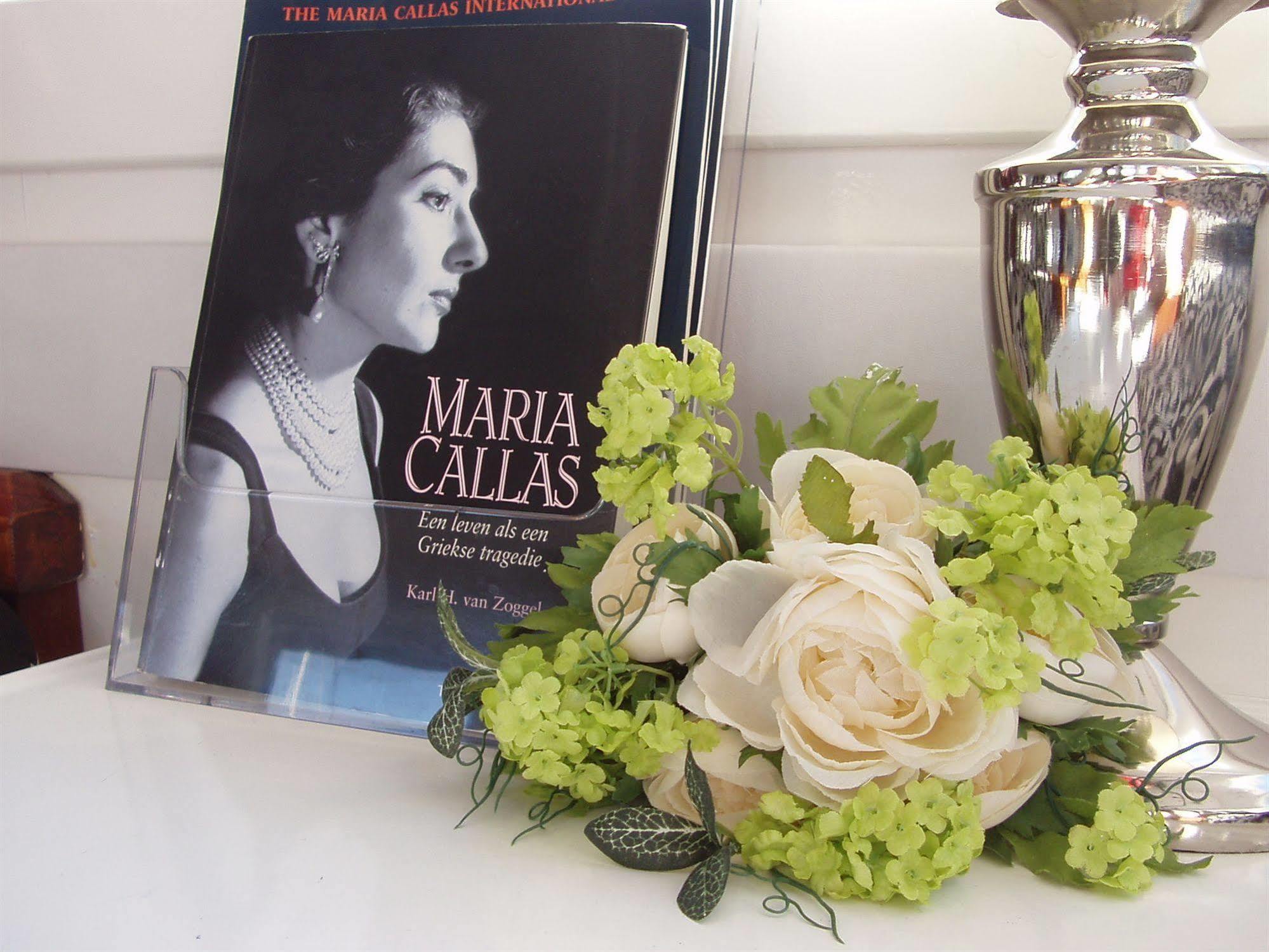 Maria Callas Yachthotel Ротердам Екстериор снимка